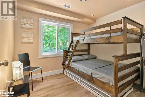 2213 Highway 60 Highway, Lake Of Bays Near Dwight, ON - Indoor Photo Showing Bedroom