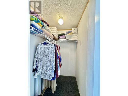 14 208 8Th Street, 100 Mile House, BC - Indoor With Storage