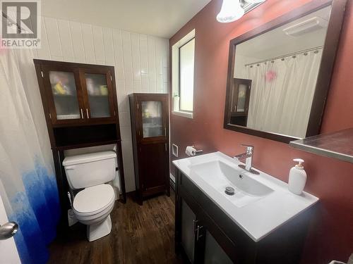 17 4832 Lazelle Avenue, Terrace, BC - Indoor Photo Showing Bathroom