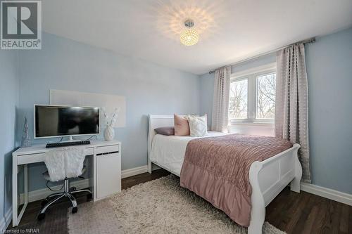 115 Glenecho Court, Waterloo, ON - Indoor Photo Showing Bedroom