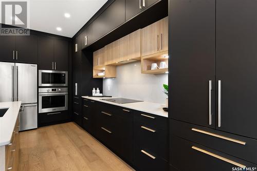 4143 Fieldstone Way, Regina, SK - Indoor Photo Showing Kitchen With Upgraded Kitchen