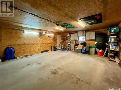 623 College Avenue E, Regina, SK - Indoor Photo Showing Garage