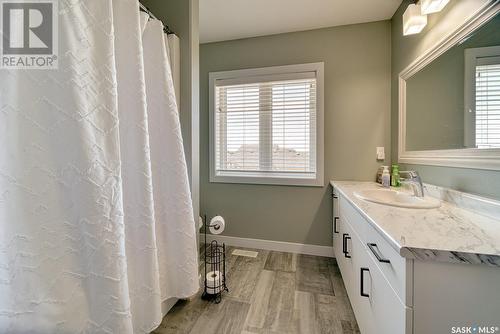 4333 Wakeling Street, Regina, SK - Indoor Photo Showing Bathroom