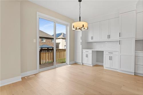 33 Hampshire Place, Stoney Creek, ON - Indoor
