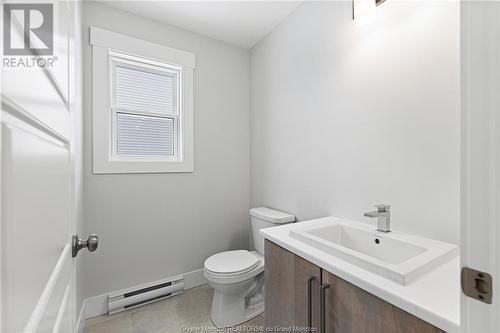 27 Foxtrot St, Dieppe, NB - Indoor Photo Showing Bathroom