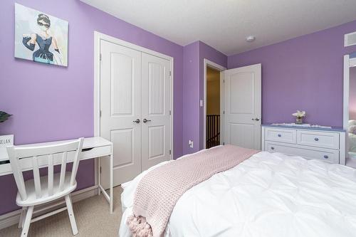 3 Winslow Way, Stoney Creek, ON - Indoor Photo Showing Bedroom