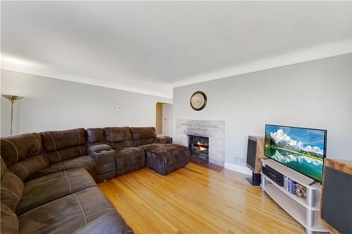 53 Saint Margarets Road, Ancaster, ON - Indoor Photo Showing Living Room With Fireplace