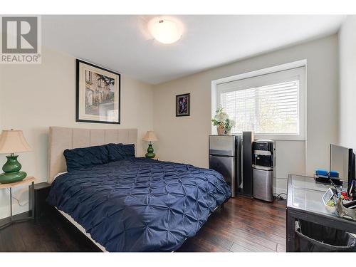 527 Yates Road Unit# 34, Kelowna, BC - Indoor Photo Showing Bedroom