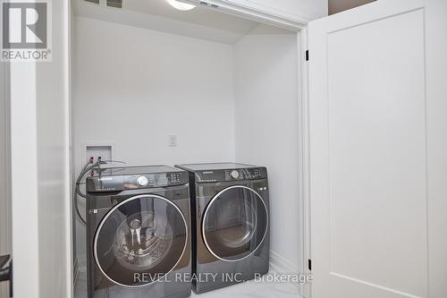 7434 Sherrilee Crescent, Niagara Falls, ON - Indoor Photo Showing Laundry Room