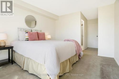 #610 -23 Woodlawn Rd E, Guelph, ON - Indoor Photo Showing Bedroom