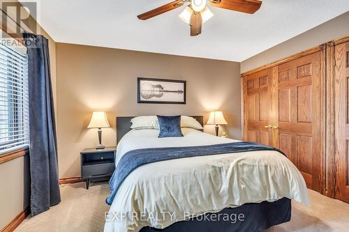 7689 Mount Carmel Boulevard, Niagara Falls, ON - Indoor Photo Showing Bedroom