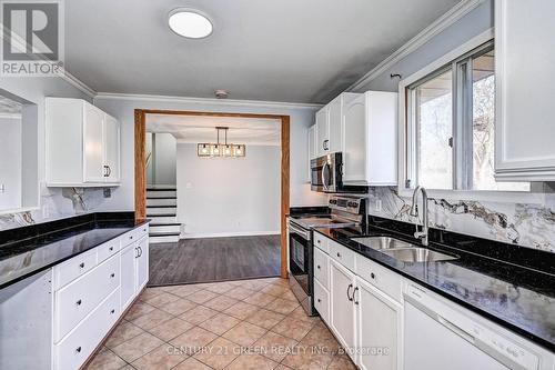 212 Rittenhouse Rd, Kitchener, ON - Indoor Photo Showing Kitchen With Double Sink