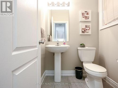 24 Bear Run Rd, Brampton, ON - Indoor Photo Showing Bathroom