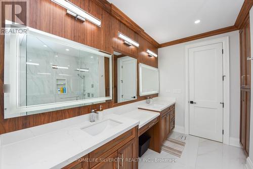 455 Samford Pl, Oakville, ON - Indoor Photo Showing Bathroom