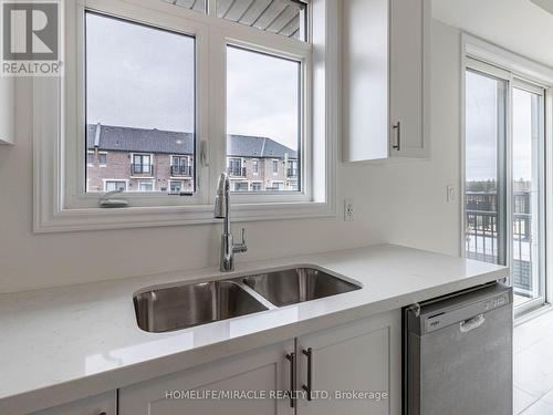 12354 Mclaughlin Road, Caledon, ON - Indoor Photo Showing Kitchen With Double Sink