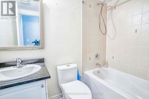 67 Lorenzo Circ, Brampton, ON - Indoor Photo Showing Bathroom