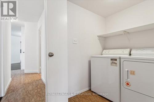 404 - 2665 Windwood Drive, Mississauga, ON - Indoor Photo Showing Laundry Room