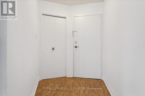 404 - 2665 Windwood Drive, Mississauga, ON - Indoor Photo Showing Other Room