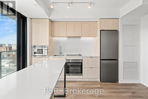 #1306 -1 Jarvis St, Hamilton, ON - Indoor Photo Showing Kitchen With Stainless Steel Kitchen With Upgraded Kitchen