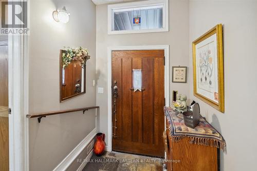 22 Fairview Avenue, Richmond Hill, ON - Indoor Photo Showing Other Room