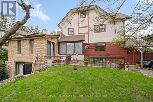 22 Fairview Ave, Richmond Hill, ON - Outdoor