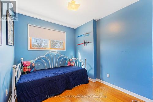 30 Dillane Street E, New Tecumseth, ON - Indoor Photo Showing Bedroom