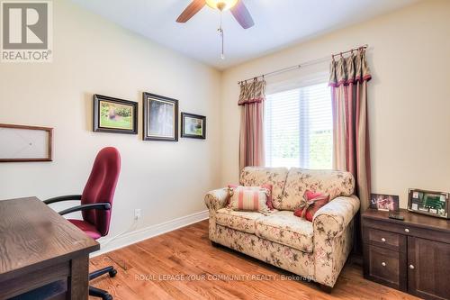 185 Legendary Tr, Whitchurch-Stouffville, ON - Indoor Photo Showing Office