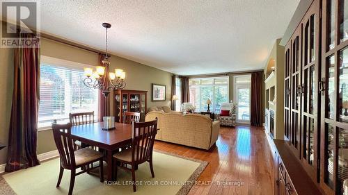 185 Legendary Tr, Whitchurch-Stouffville, ON - Indoor Photo Showing Dining Room