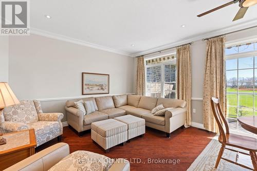 22 Gracefield Lane, Belleville, ON - Indoor Photo Showing Living Room
