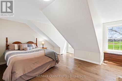 22 Gracefield Lane, Belleville, ON - Indoor Photo Showing Bedroom
