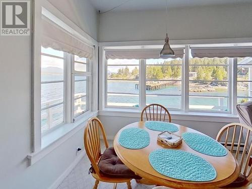 5372 Para Street, Texada Island, BC - Indoor Photo Showing Dining Room