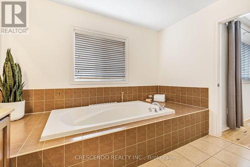 3416 Hideaway Place, Mississauga, ON - Indoor Photo Showing Bathroom
