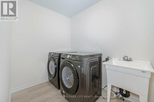 41 Gemini Dr, Barrie, ON - Indoor Photo Showing Laundry Room