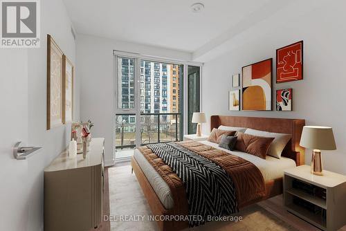 306 - 65 Mutual Street, Toronto, ON - Indoor Photo Showing Bedroom