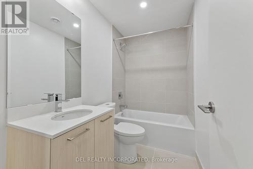 306 - 65 Mutual Street, Toronto, ON - Indoor Photo Showing Bathroom