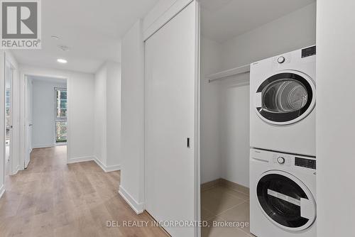 306 - 65 Mutual Street, Toronto, ON - Indoor Photo Showing Laundry Room