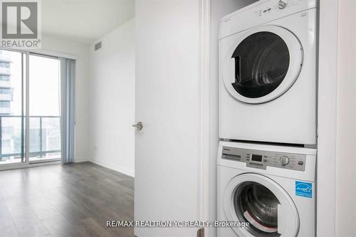 #3410 -87 Peter St, Toronto, ON - Indoor Photo Showing Laundry Room