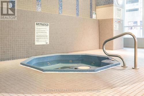 Th01 - 761 Bay Street, Toronto, ON - Indoor Photo Showing Other Room With In Ground Pool