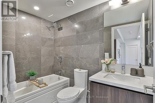#407 -151 Avenue Rd, Toronto, ON - Indoor Photo Showing Bathroom