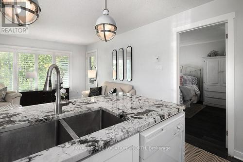 #141 -27 Dawson Dr, Collingwood, ON - Indoor Photo Showing Kitchen With Double Sink