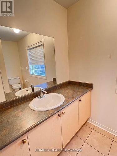 Upper - 17 Wharfside Lane, Toronto, ON - Indoor Photo Showing Bathroom