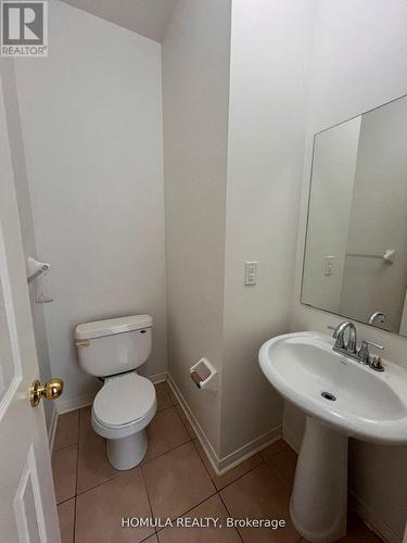 Upper - 17 Wharfside Lane, Toronto, ON - Indoor Photo Showing Bathroom