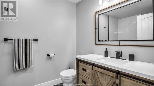 384 Erie View Avenue, Harrow, ON - Indoor Photo Showing Bathroom