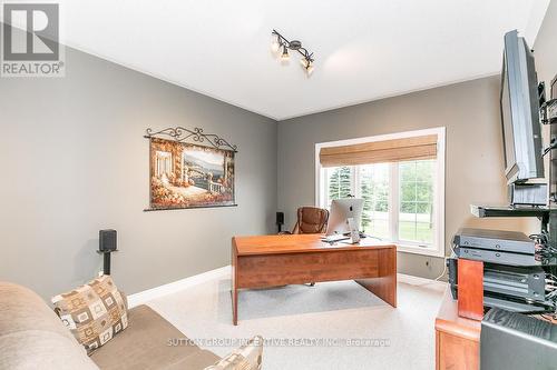 80 O'Neill Circ, Springwater, ON - Indoor Photo Showing Office