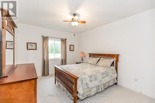 80 O'Neill Circle, Springwater, ON - Indoor Photo Showing Bedroom