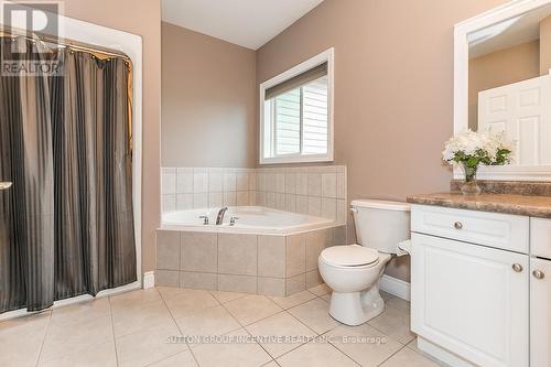 80 O'Neill Circle, Springwater, ON - Indoor Photo Showing Bathroom