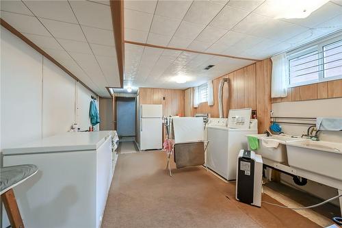 58 Callie Road, Hamilton, ON - Indoor Photo Showing Laundry Room