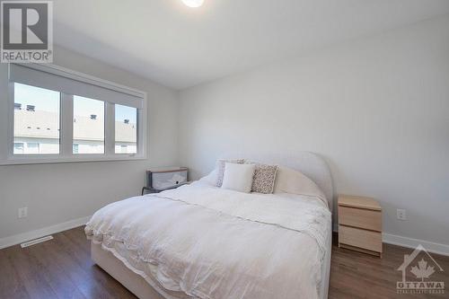 183 Yearling Circle, Ottawa, ON - Indoor Photo Showing Bedroom