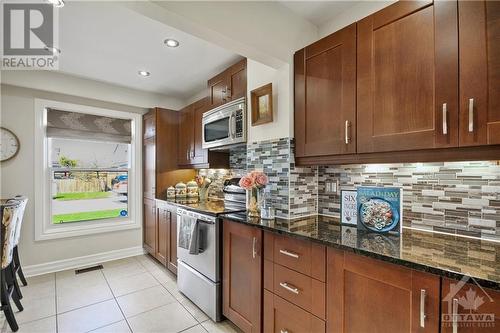 42 Mckitrick Drive, Ottawa, ON - Indoor Photo Showing Kitchen With Upgraded Kitchen