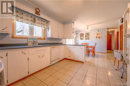 147 Parr Street, Saint Andrews, NB - Indoor Photo Showing Kitchen